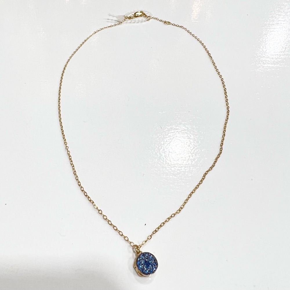 ILA Zerrah Locket - Picture 10 of 11
